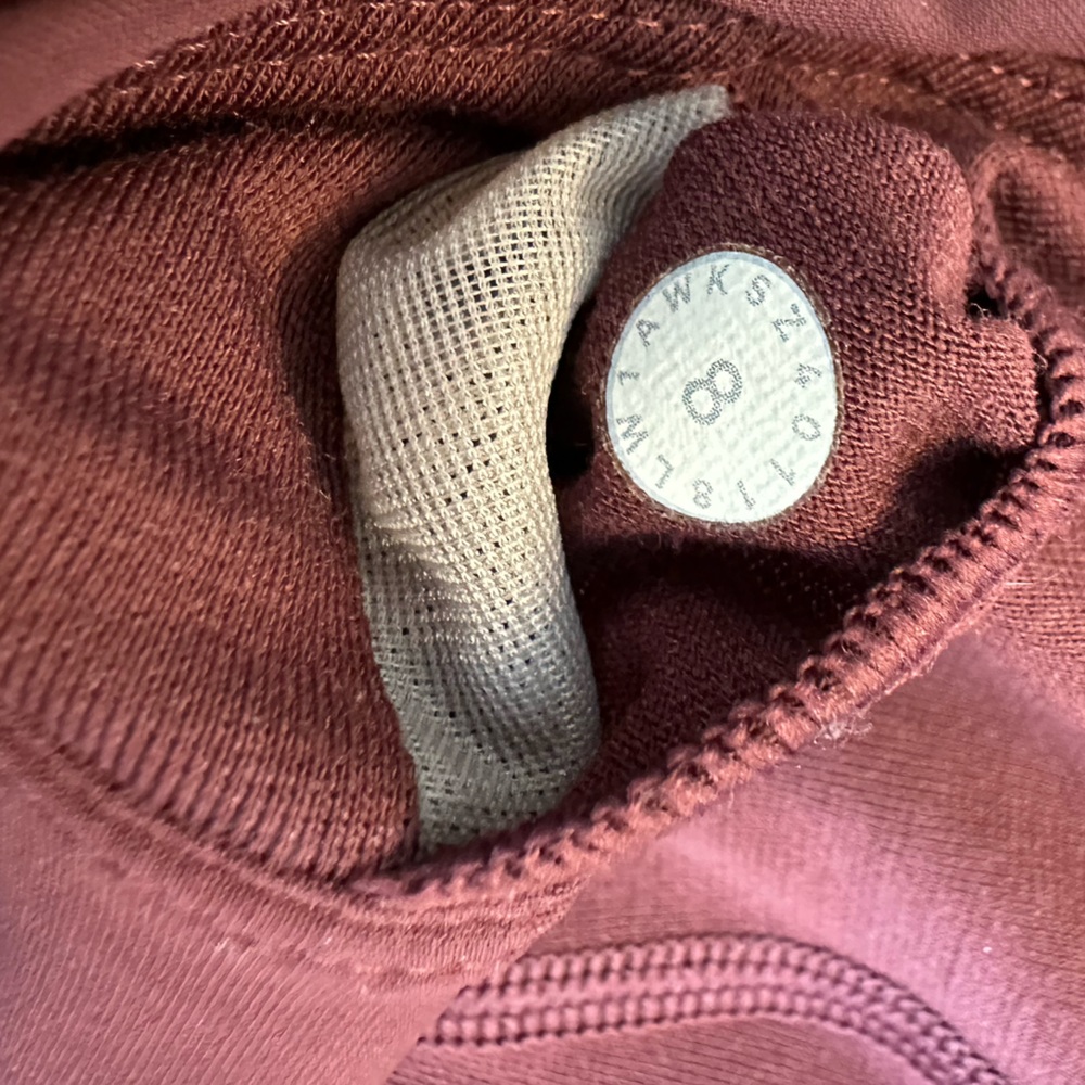 Lululemon Long Breath 2-In-1 Tank *Light Support For B/C Cup Redwood / Auburn 8 - Picture 5 of 6